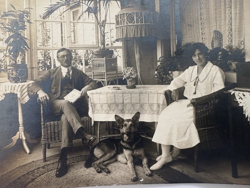 Striking antique 1920s - striking,